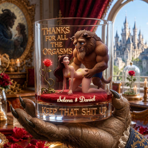 Naughty Fairytale Couple Round Glass - Personalized Gifts For Couples 01HULU270526