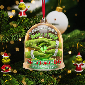 Green Family Ornament - Personalized Gifts For Family 04tgta220825
