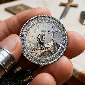 Knight Templar Kneeling Before A Cross Printed Metal Coin - Personalized Gifts For Christians 01kilu270226