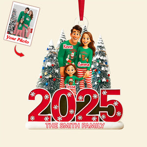Cartoon Family Ornament - Custom Photo Gifts For Family 01tota300825
