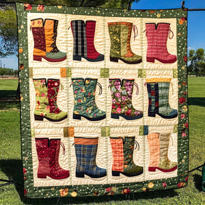 Blooming Boots Quilted Blanket NCU0TH1442