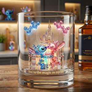 Romantic Couple Round Glass - Personalized Gifts For Couple 06ohmg221225