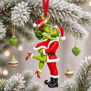 Mischievous Kissing Duo Christmas Ornament - Personalized Gifts For Couple 05tydh091026
