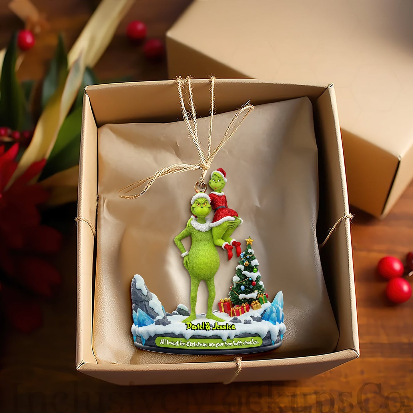 Hugging Green Monster Couple Ornament - Personalized Christmas Gift For Couples 01OHLU180925