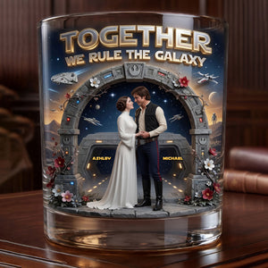 Romantic Couple Round Glass - Personalized Gifts For Couple 03tyti150626