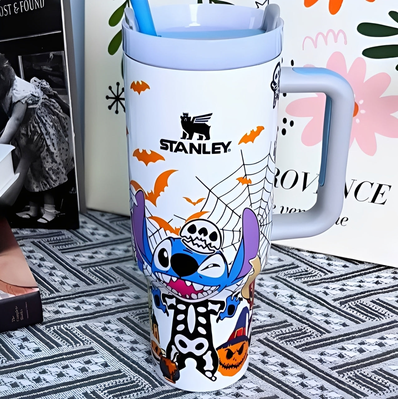 Halloween Tropical Alien Luminous Tumbler - Trendy Gifts For Movie Fans 90laxx180725-Homacus