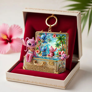Cute Traveling Mom Keychain - Personalized Gifts For Moms 01PATI130426